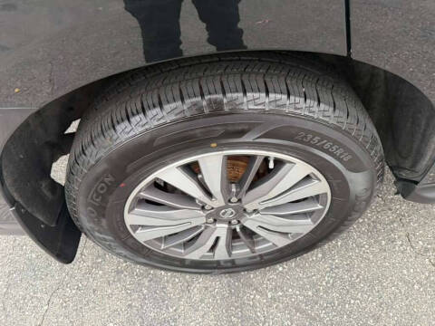 2017 Nissan Pathfinder SV