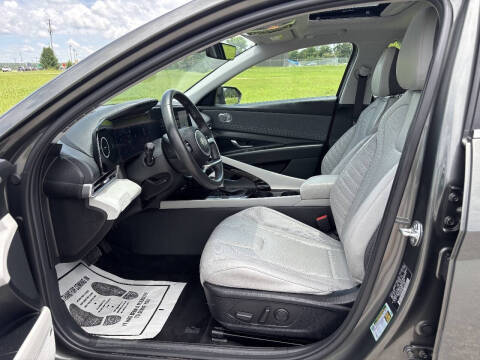 2024 Hyundai Elantra Limited