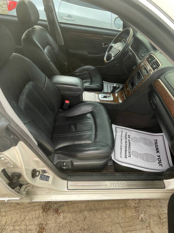 2004 Hyundai XG350 L