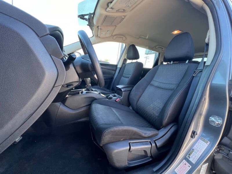 2018 Nissan Rogue S