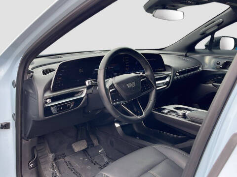 2024 Cadillac LYRIQ Tech