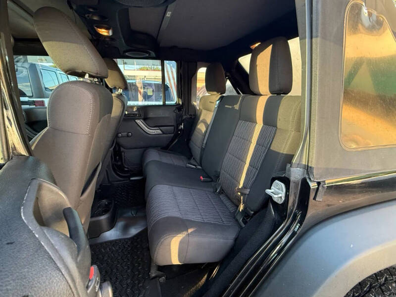 2012 Jeep Wrangler Unlimited Sport