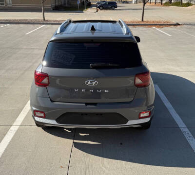 2021 Hyundai Venue SEL