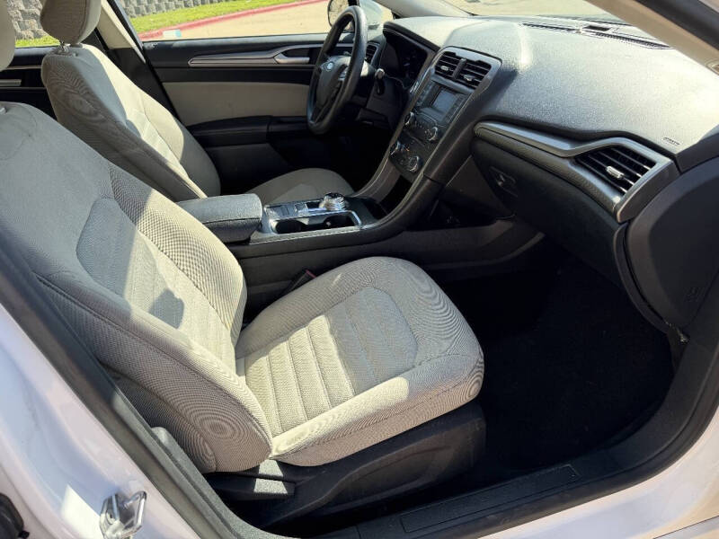 2017 Ford Fusion S