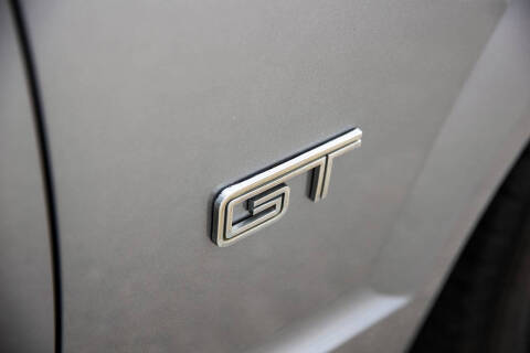 2006 Ford Mustang GT Deluxe