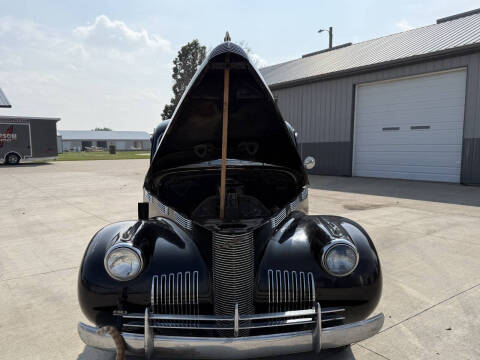 1940 Cadillac Series 52