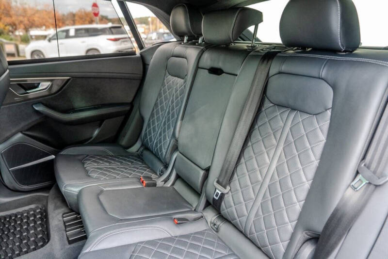 2023 Audi SQ8 4.0T quattro Prestige