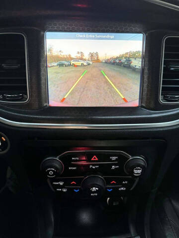 2017 Dodge Charger SXT