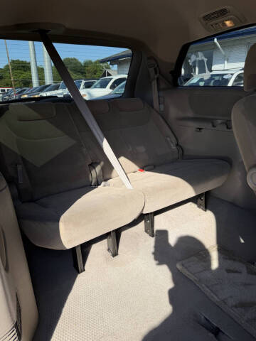 2004 Toyota Sienna LE 7 Passenger