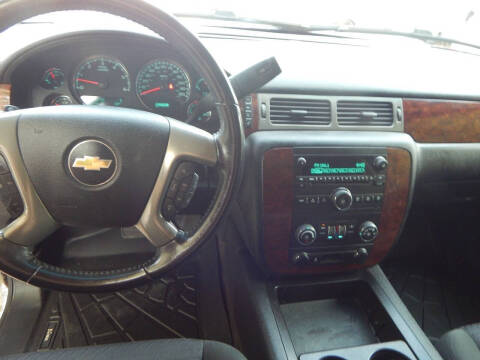 2013 Chevrolet Suburban LS