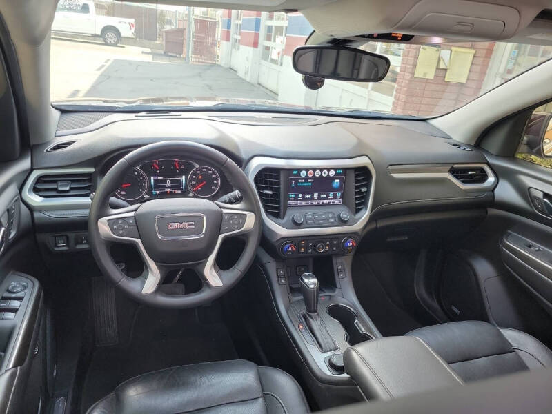 2017 GMC Acadia SLT-2