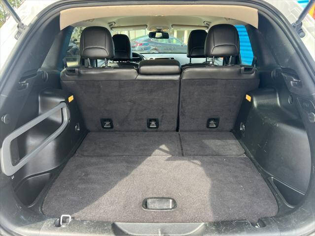 2018 Jeep Cherokee  - $18,797