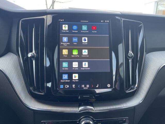 2025 Volvo XC60 B5 Plus Dark Theme