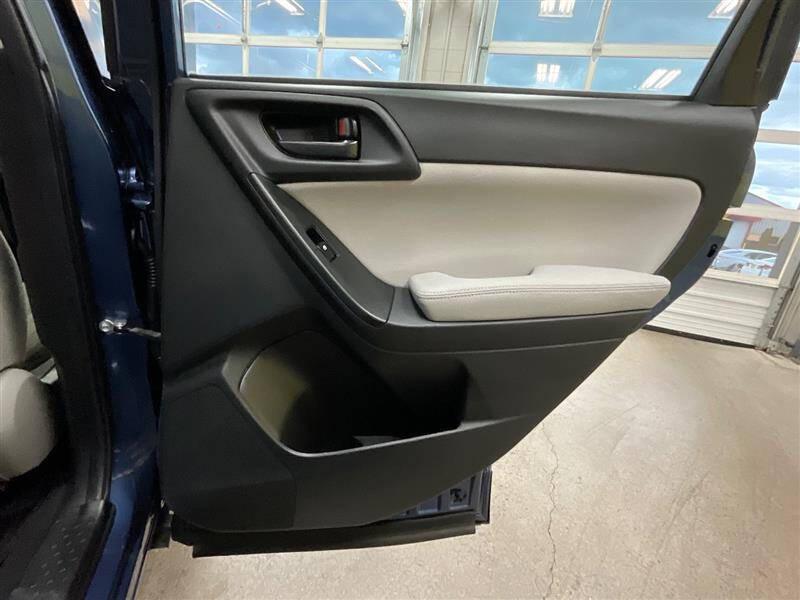 2014 Subaru Forester 2.5i