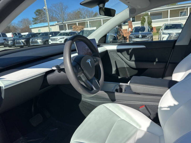 2023 Tesla Model Y Long Range