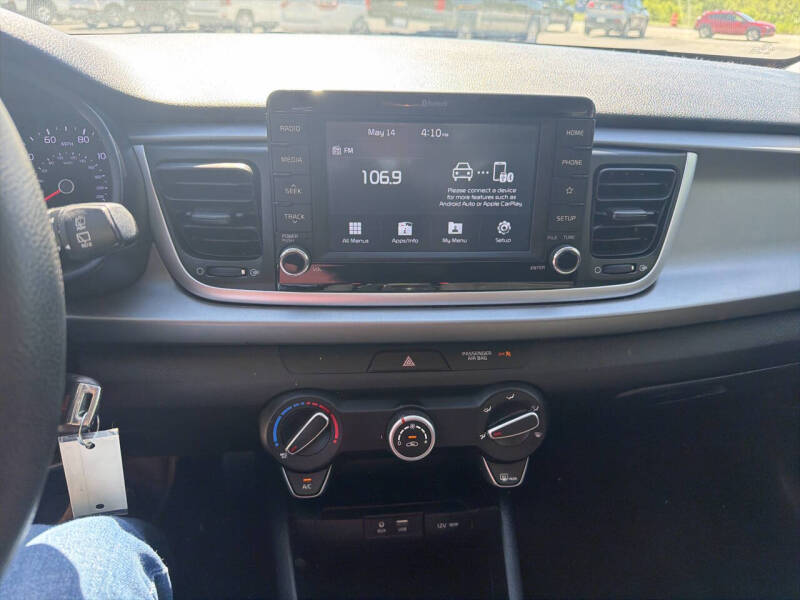 2019 Kia Rio 5-Door S
