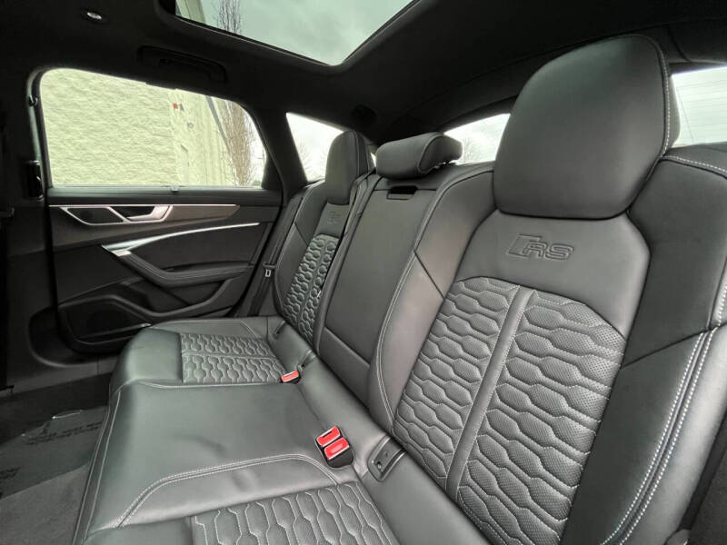 2025 Audi RS 6 Avant performance 4.0T quattro Avant