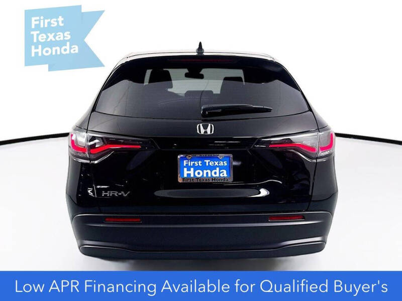 2027 Honda HR-V LX
