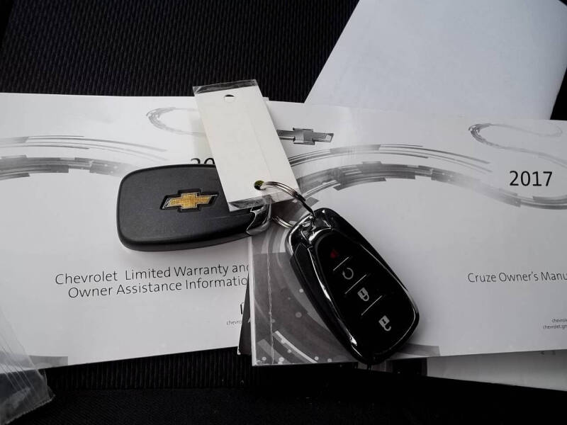 2017 Chevrolet Cruze LT Auto