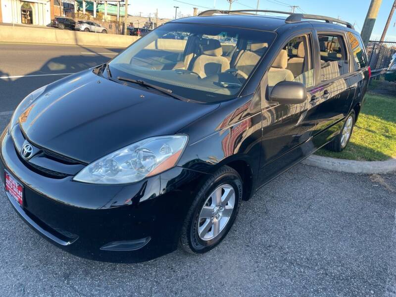 2008 Toyota Sienna for sale at STATE AUTO SALES in Lodi NJ