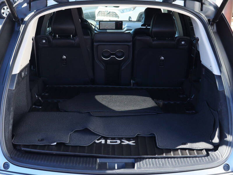 2023 Acura MDX w/Tech