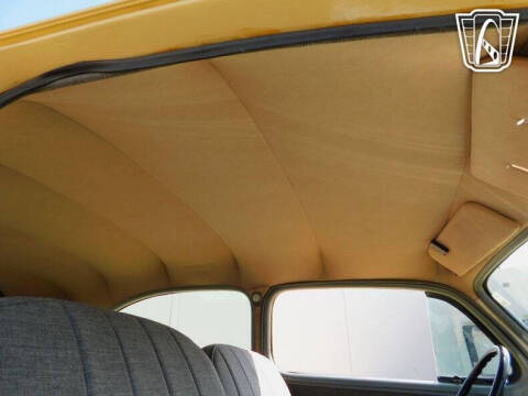 1942 Ford Super Deluxe