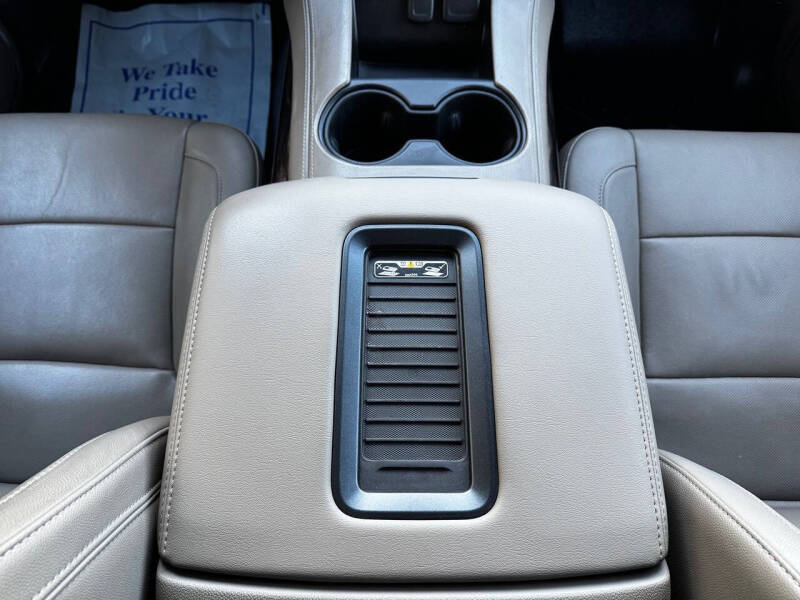 2016 GMC Yukon XL SLT