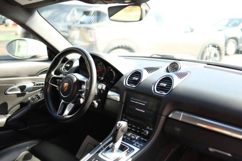 2019 Porsche 718 Cayman