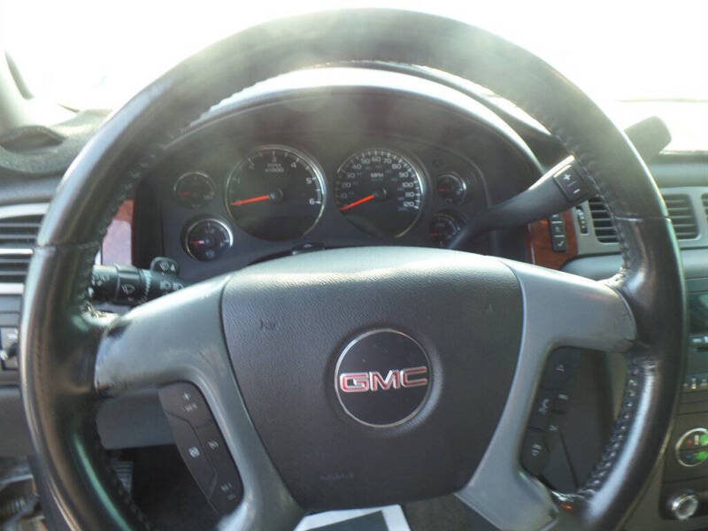 2013 GMC Yukon XL SLT