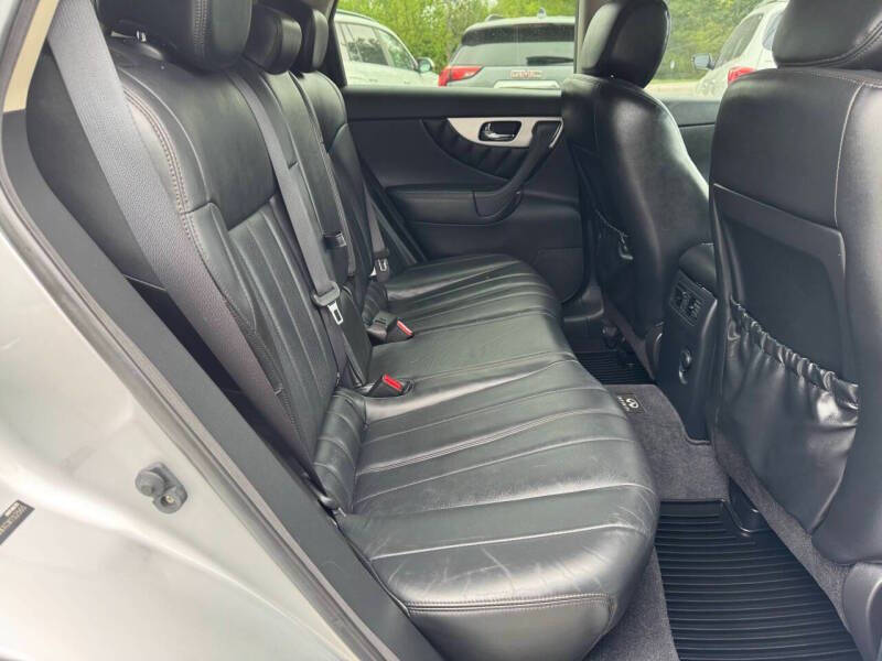 2012 Infiniti FX35