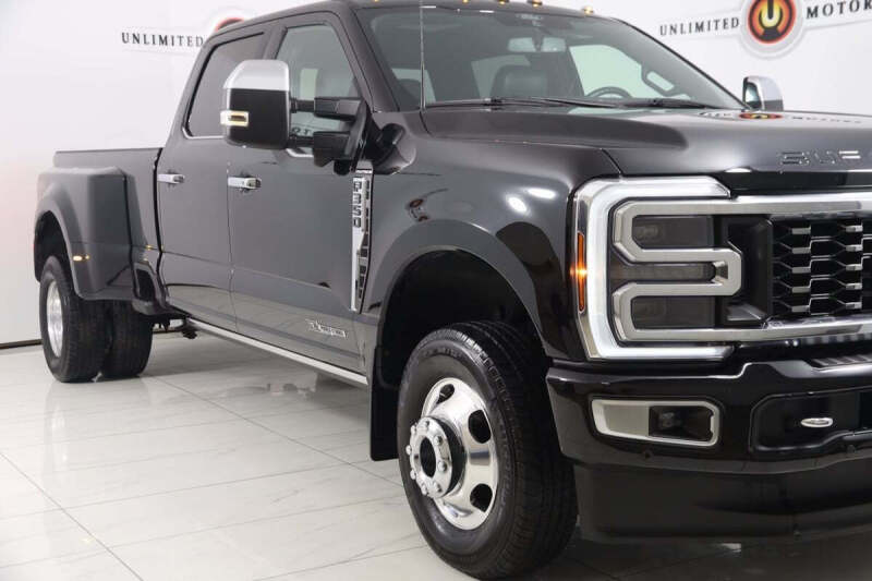 2024 Ford F-350 Super Duty Platinum