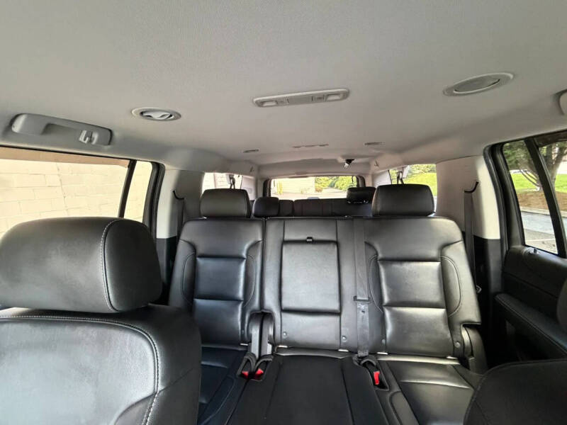 2020 Chevrolet Suburban LT