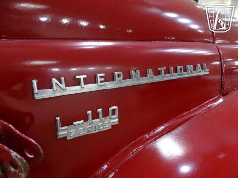 1952 International I-110