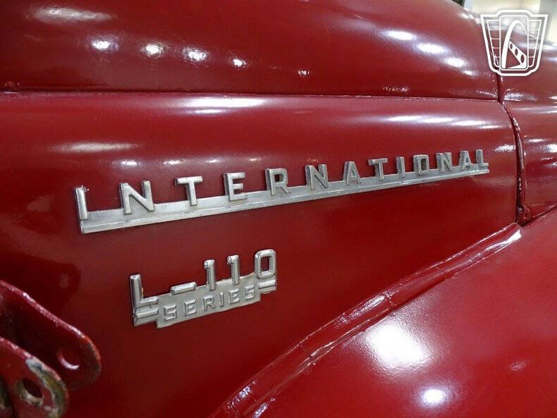 1952 International I-110