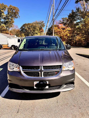 2017 Dodge Grand Caravan for sale at Charlie's Auto Sales in Quincy MA