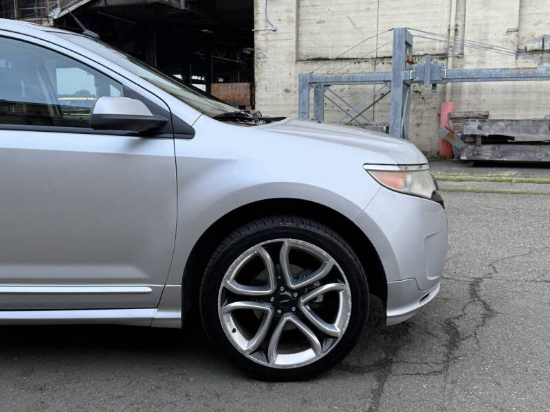 2011 Ford Edge Sport