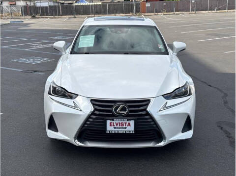 2017 Lexus IS 200t