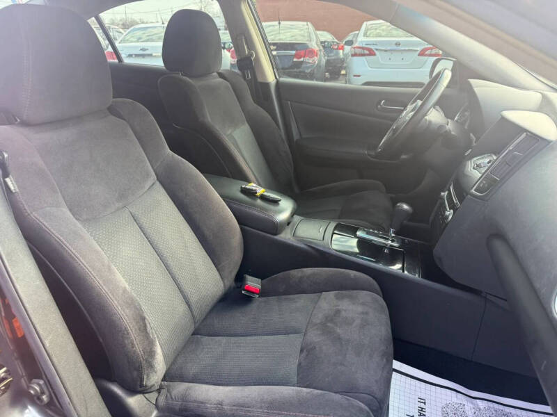 2009 Nissan Maxima
