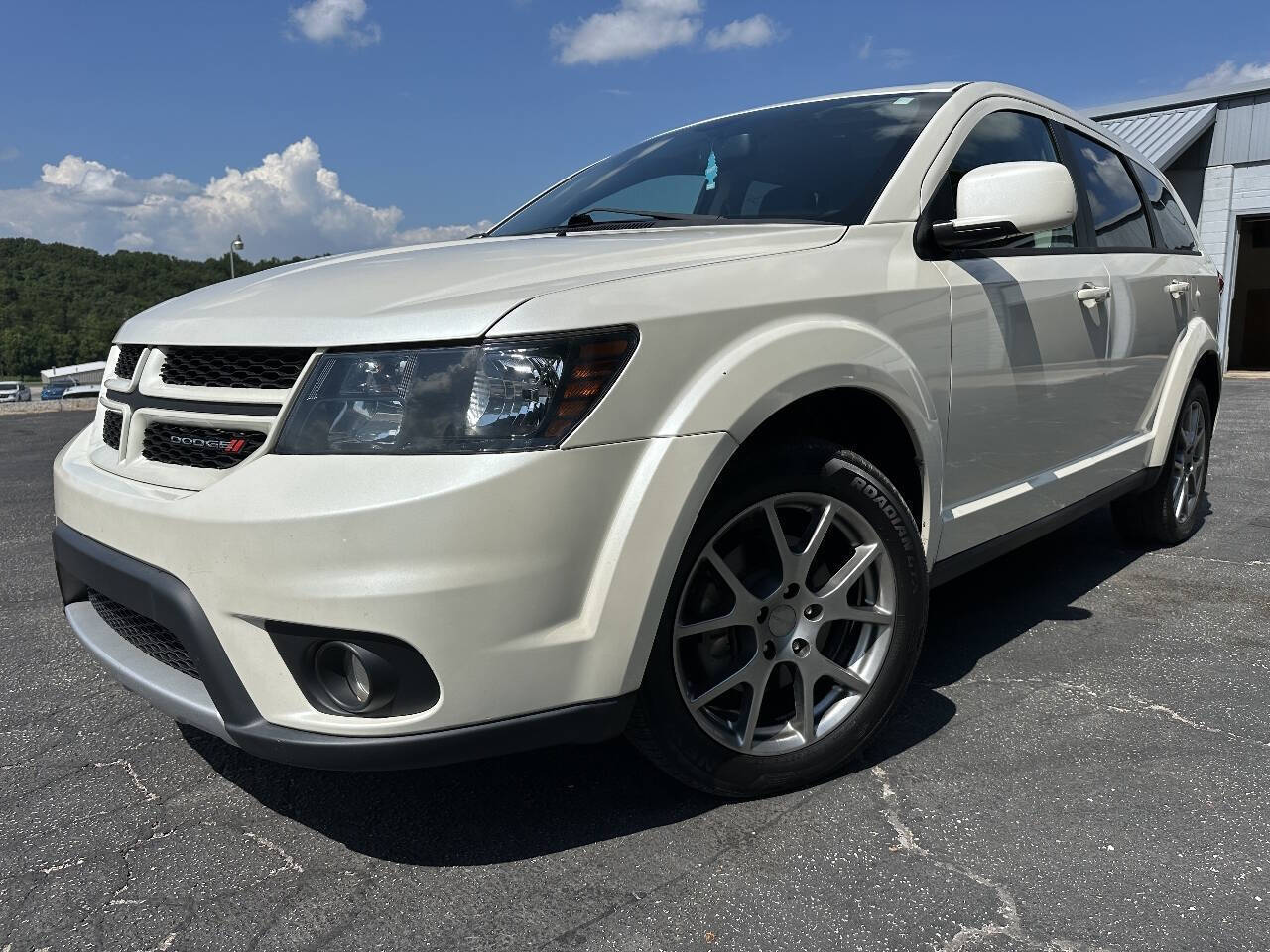 Off white 2017 Dodge Journey GT AWD GT 4dr SUV 2