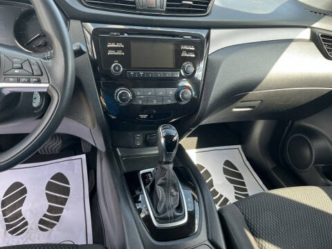 2017 Nissan Rogue Sport S