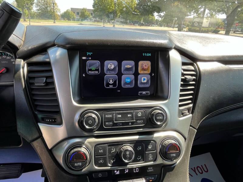 2017 Chevrolet Suburban LS