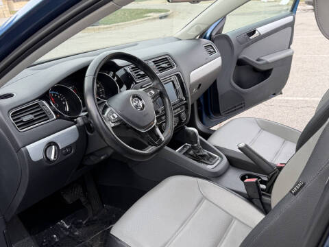 2016 Volkswagen Jetta Hybrid SEL Premium