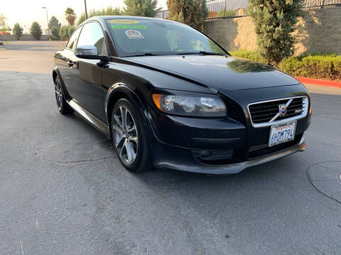 2009 Volvo C30 for sale at Select Auto Wholesales Inc in Glendora CA