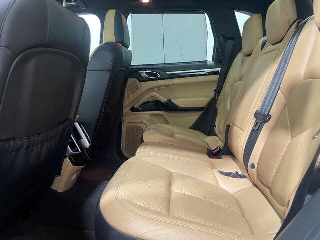 2016 Porsche Cayenne