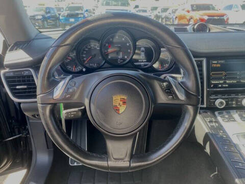2016 Porsche Panamera