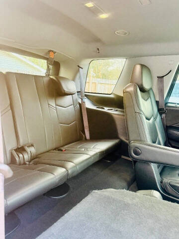 2017 Cadillac Escalade Standard