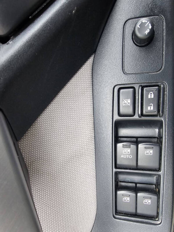 2015 Subaru Forester 2.5i