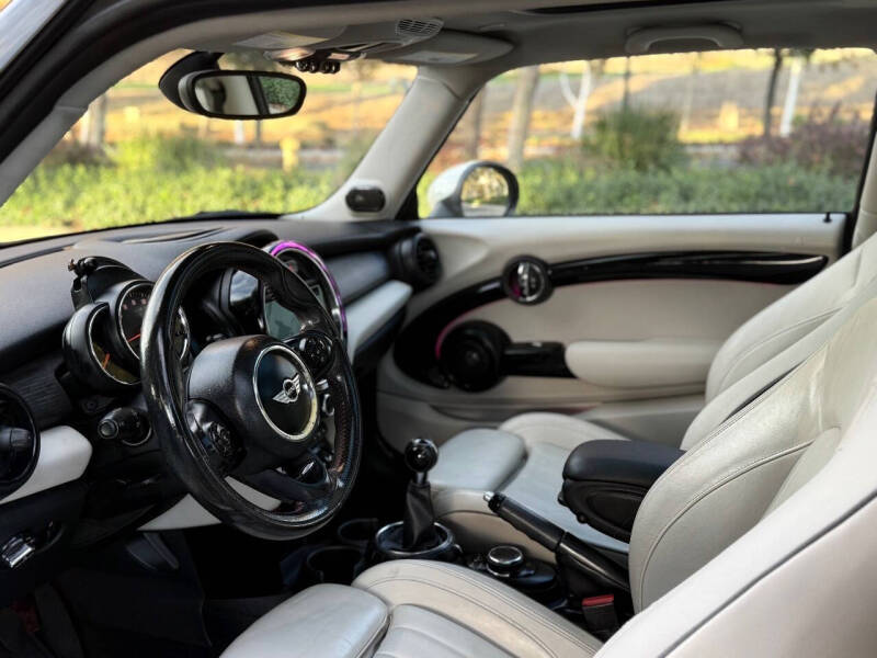 2014 MINI Hardtop Cooper