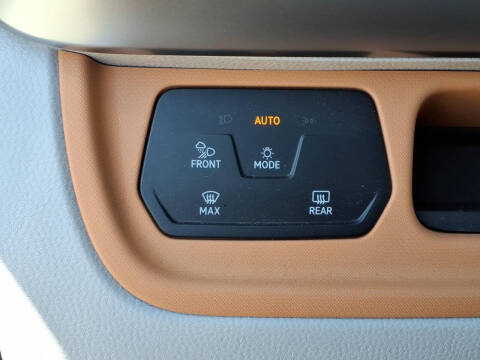2025 Volkswagen ID. Buzz Pro S Plus