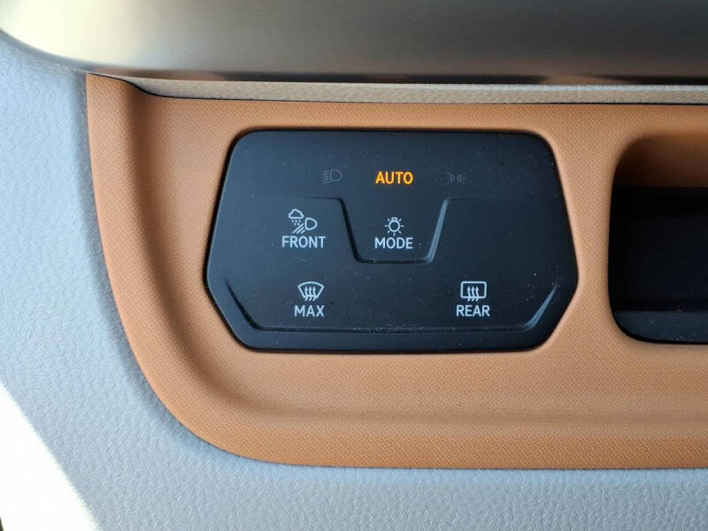 2025 Volkswagen ID. Buzz Pro S Plus